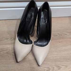 Two Toned Black and Cream Pointed Heels